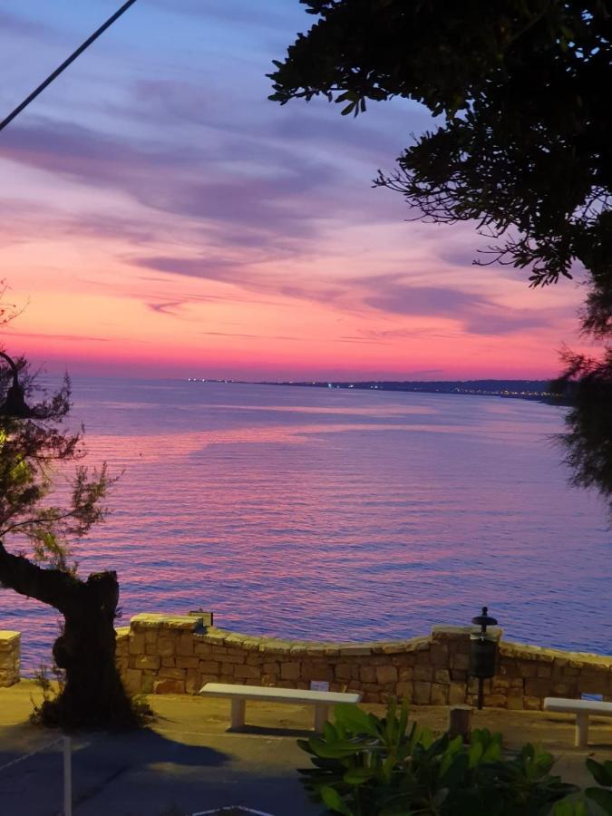 Casa Baia Azzurra Villa ปาตู ภายนอก รูปภาพ