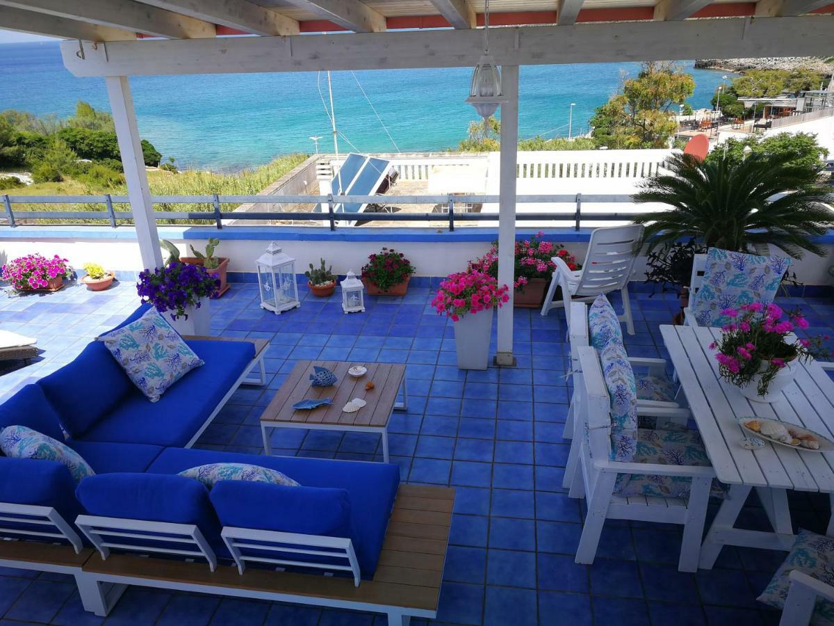 Casa Baia Azzurra Villa ปาตู ภายนอก รูปภาพ